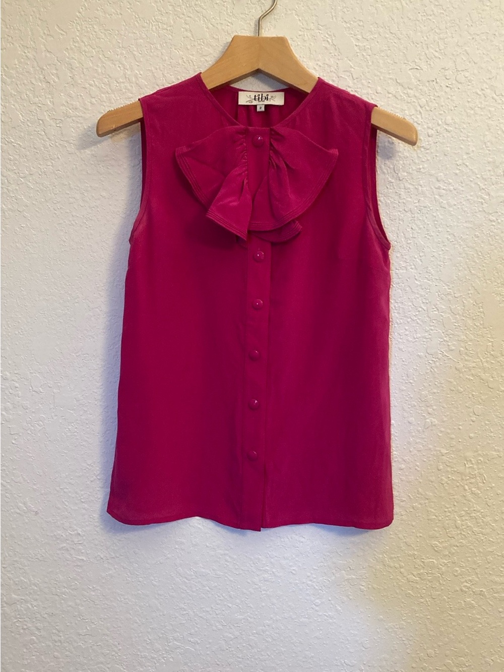 TIBI Silk Sleeveless Bow Neck Blouse - Fuchsia Pink. Sz 2